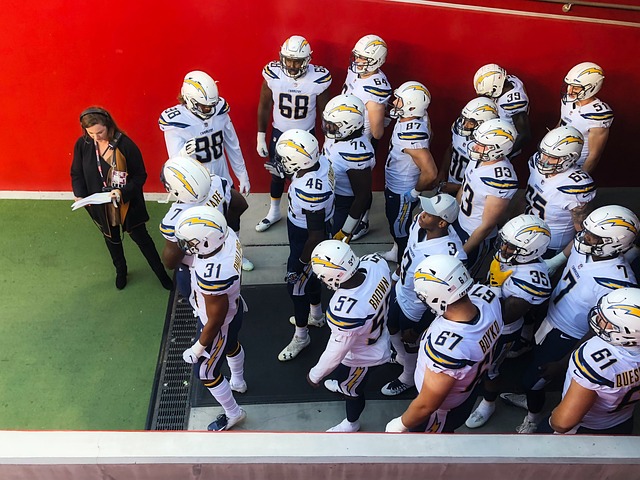 让库里在外 让库里在外