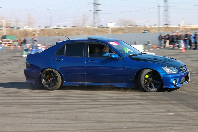 与勇士队的 与勇士队的